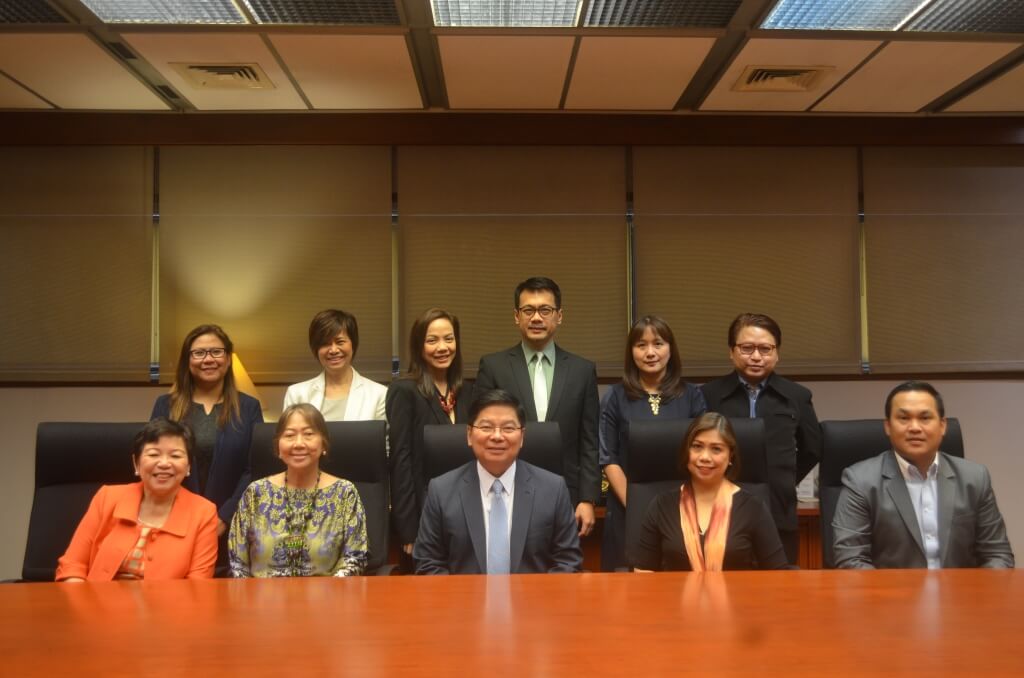 In photo: (from left to right, seated) BMAP Auditor Belen C. Lim (Security Bank), BSP Director for Corporate Affairs Fe M. Dela Cruz; BSP Gov. Amando M. Tetangco Jr.; BMAP Newly Elected President Mary Ann R. Ducanes (China Bank); and BMAP Treasurer Emmanuel Mari K. Valdes (RCBC).